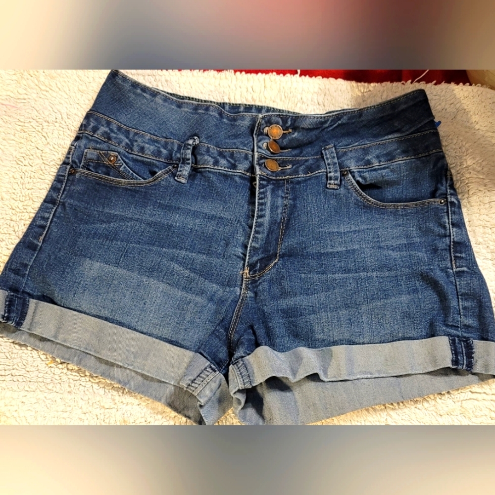 BUTT LIFTING YMI High Waisted Denim Shorts Super Sexy